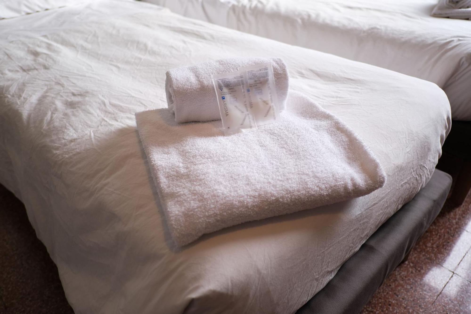 ريجّو إيميليا Vicolo Folletto Home الغرفة الصورة